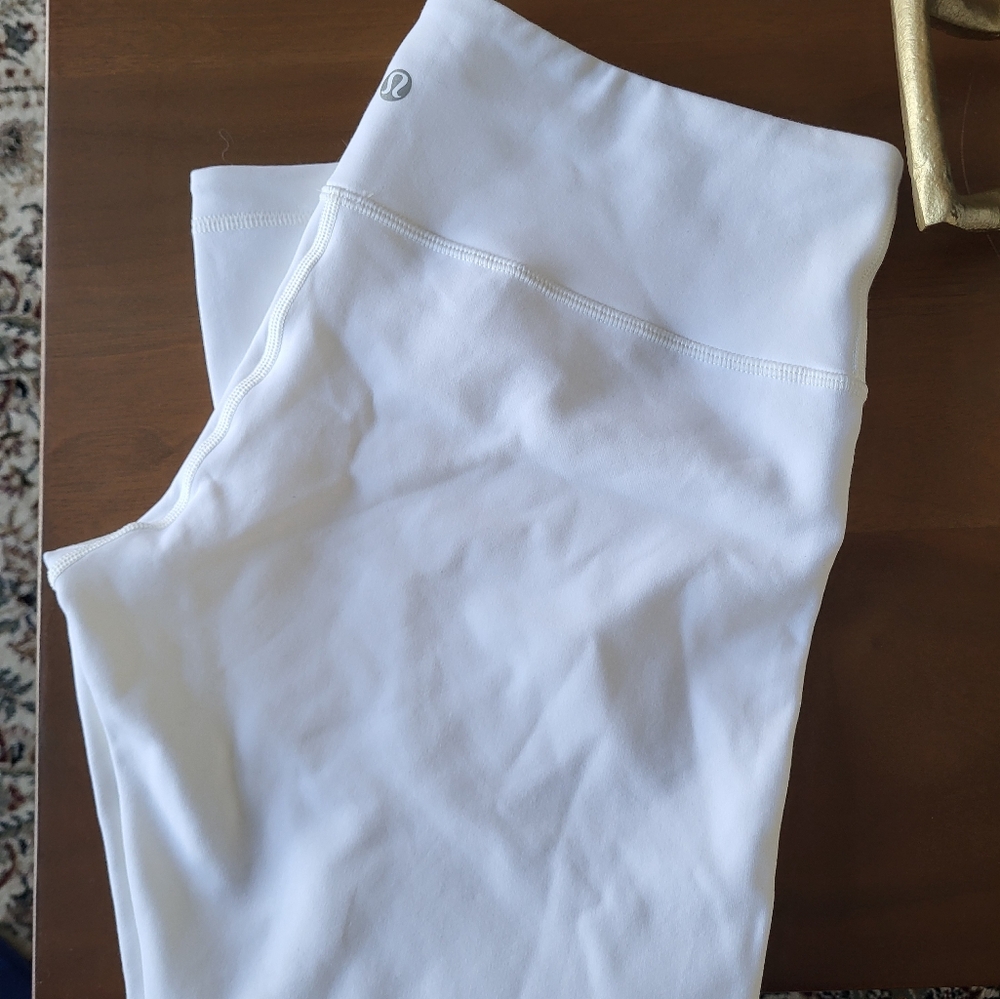 lululemon size 10 - Picture 3 of 4
